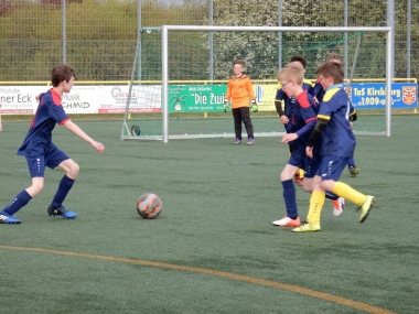 6. Spieltag TuS E 1 - JSG Kastellaun (4).jpg