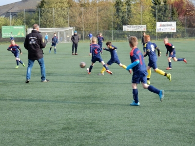 6. Spieltag TuS E 1 - JSG Kastellaun (8).jpg