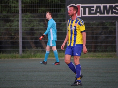 Dritte vs Ellern 25.JPG