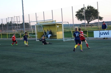 09.jpg
