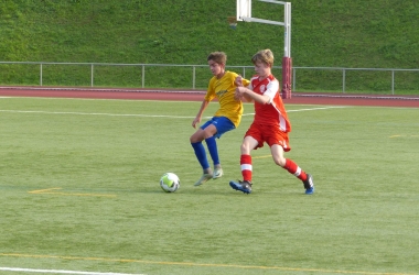 vallendarP1030463kirchberg.jpg