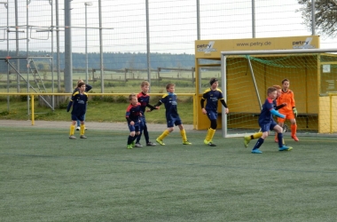 6. Spieltag TuS E 1 - JSG Kastellaun (13).jpg
