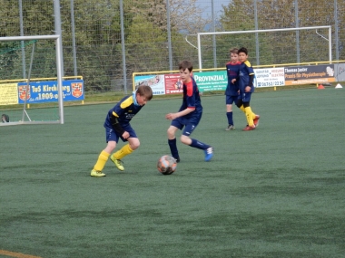 6. Spieltag TuS E 1 - JSG Kastellaun (5).jpg