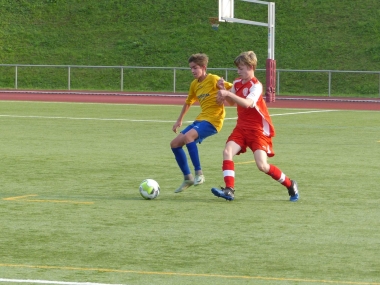 vallendarP1030463kirchberg.jpg