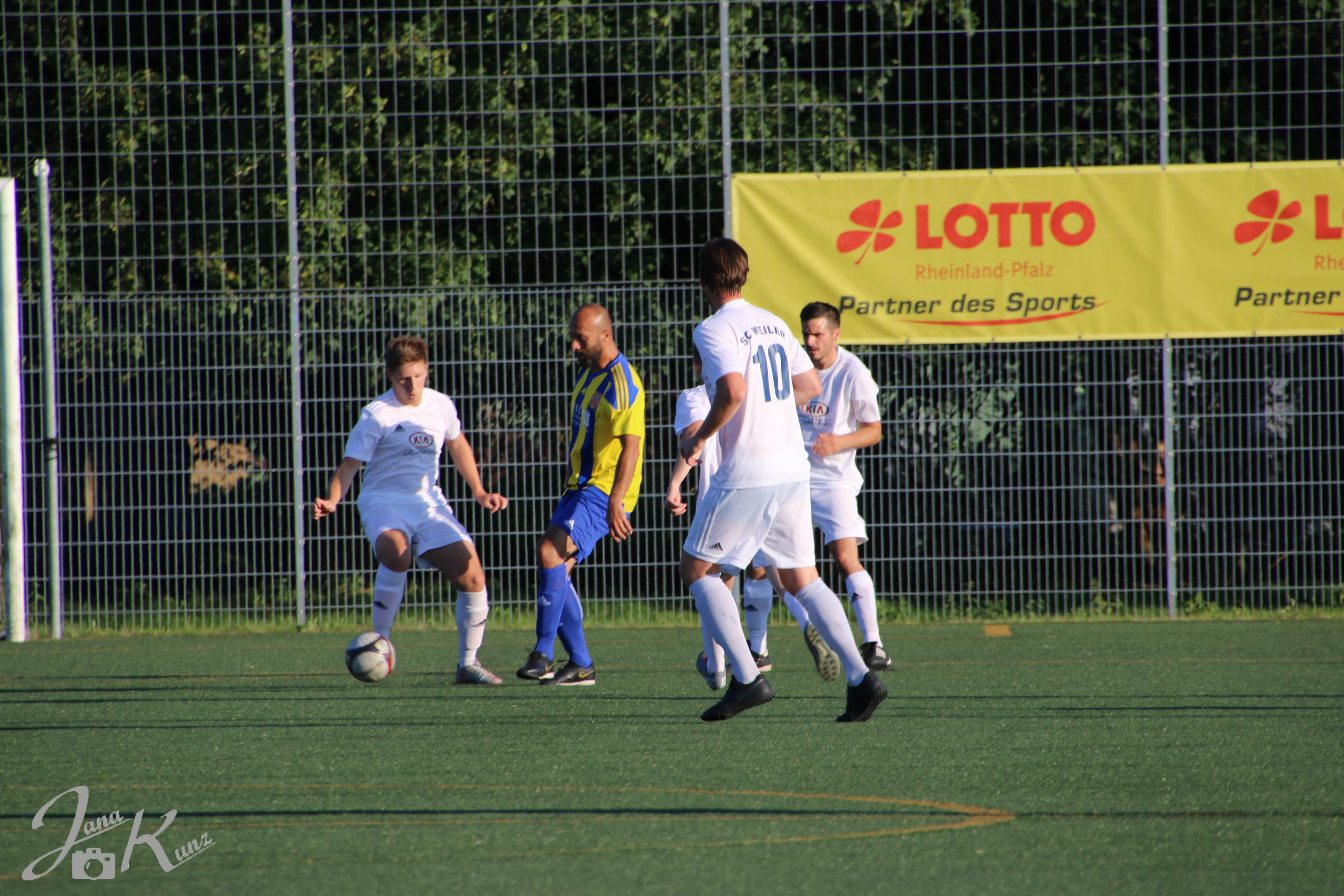 WZ - IMG_7998.jpg